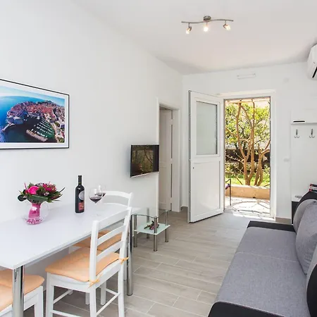 Apartment L&m - One Bedroom With Terrace Vlahini *